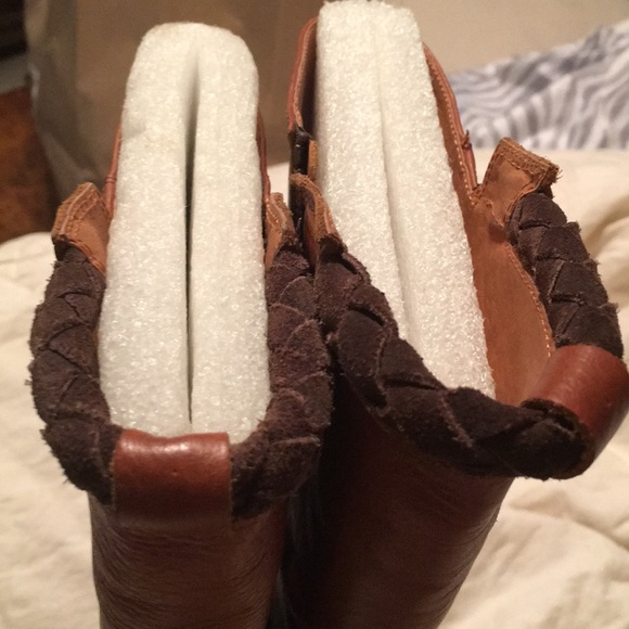 FREE PEOPLE DISTRESSED LEATHER BOOTS - Picture 3 of 8